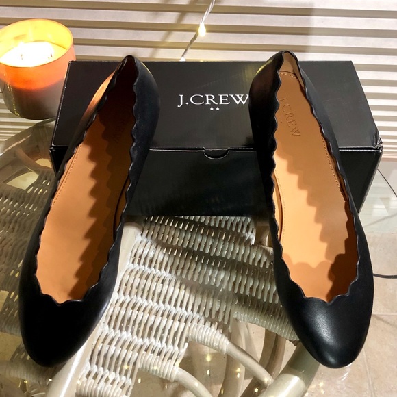 J. Crew Shoes - J. CREW Leather Scalloped Flats